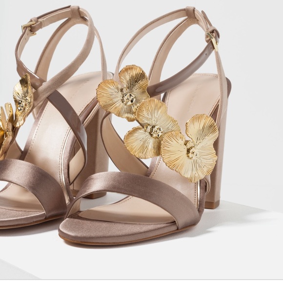 gold heels with flowers